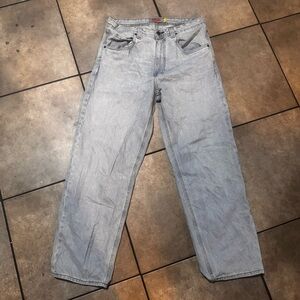 Empyre Men's Stone Gray Relaxed Jeans